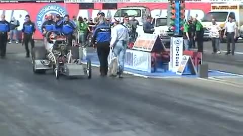 Top Fuel March Meet clips from 09