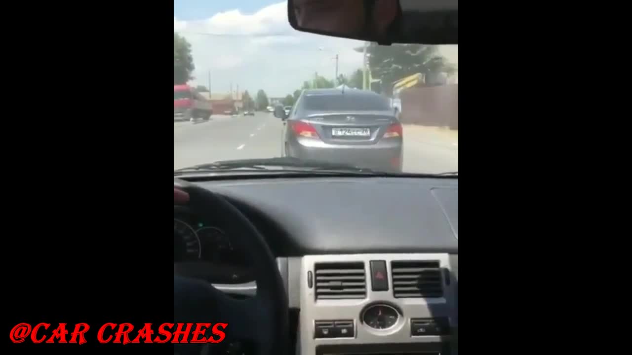 Crazy and Epic Car Crashes!!