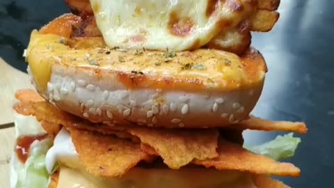 Up side down burger khaya ha kbhi