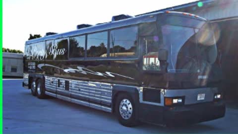 milwaukee party bus