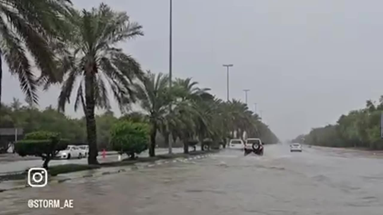 Raining in DUBAI