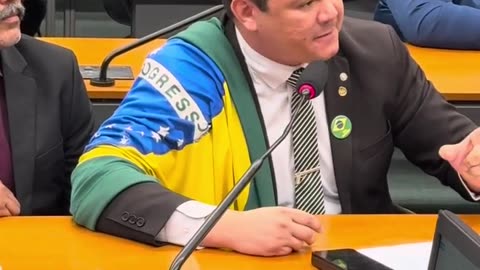 In Brazil, Congressman Gilvan from Federal “Generals should have the death penalty for traitors”