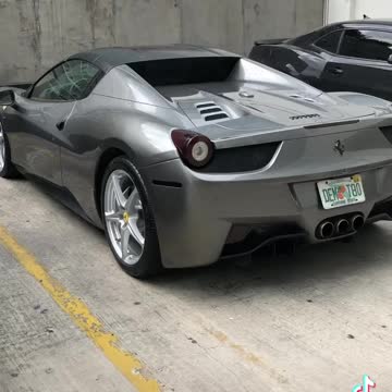 Ferrari 458 Startup in Miami!