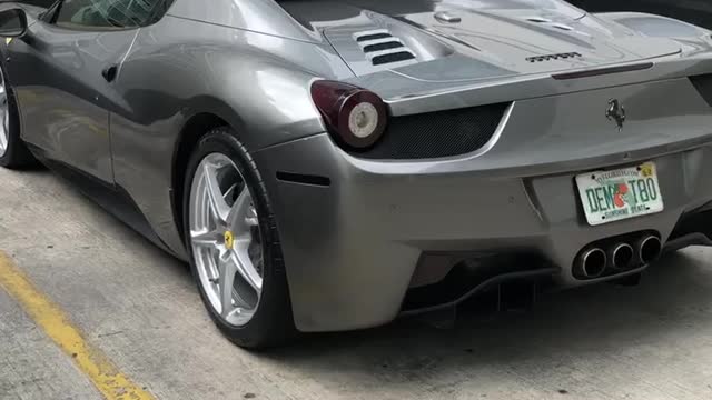 Ferrari 458 Startup in Miami!