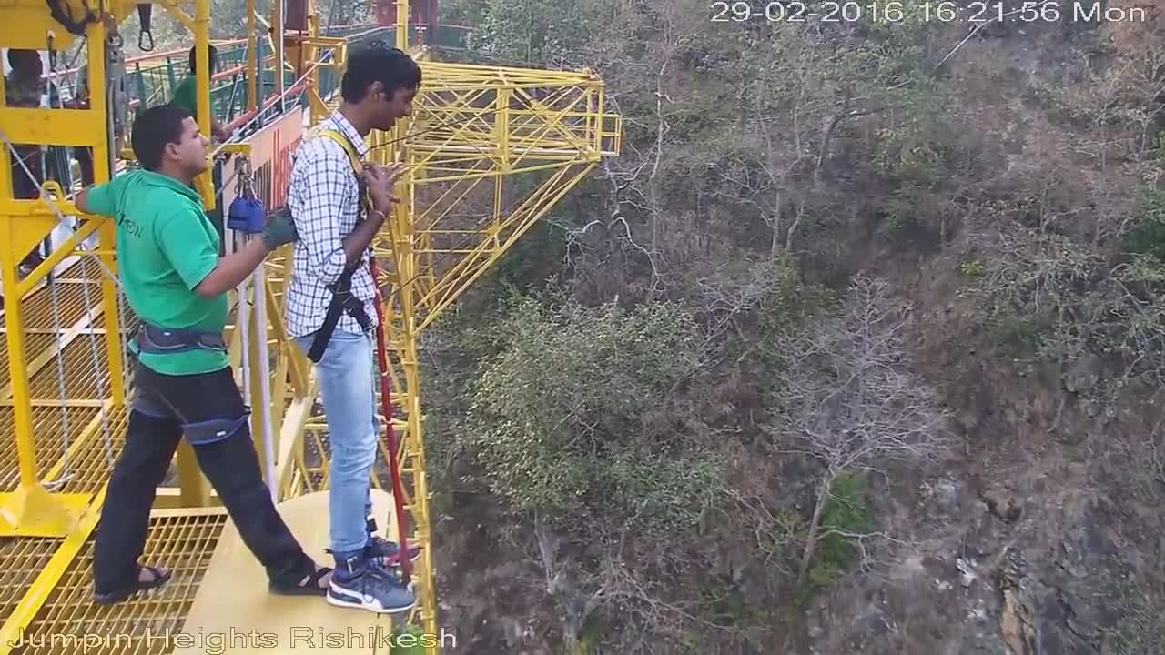 The funny bungee jump in Rishikesh