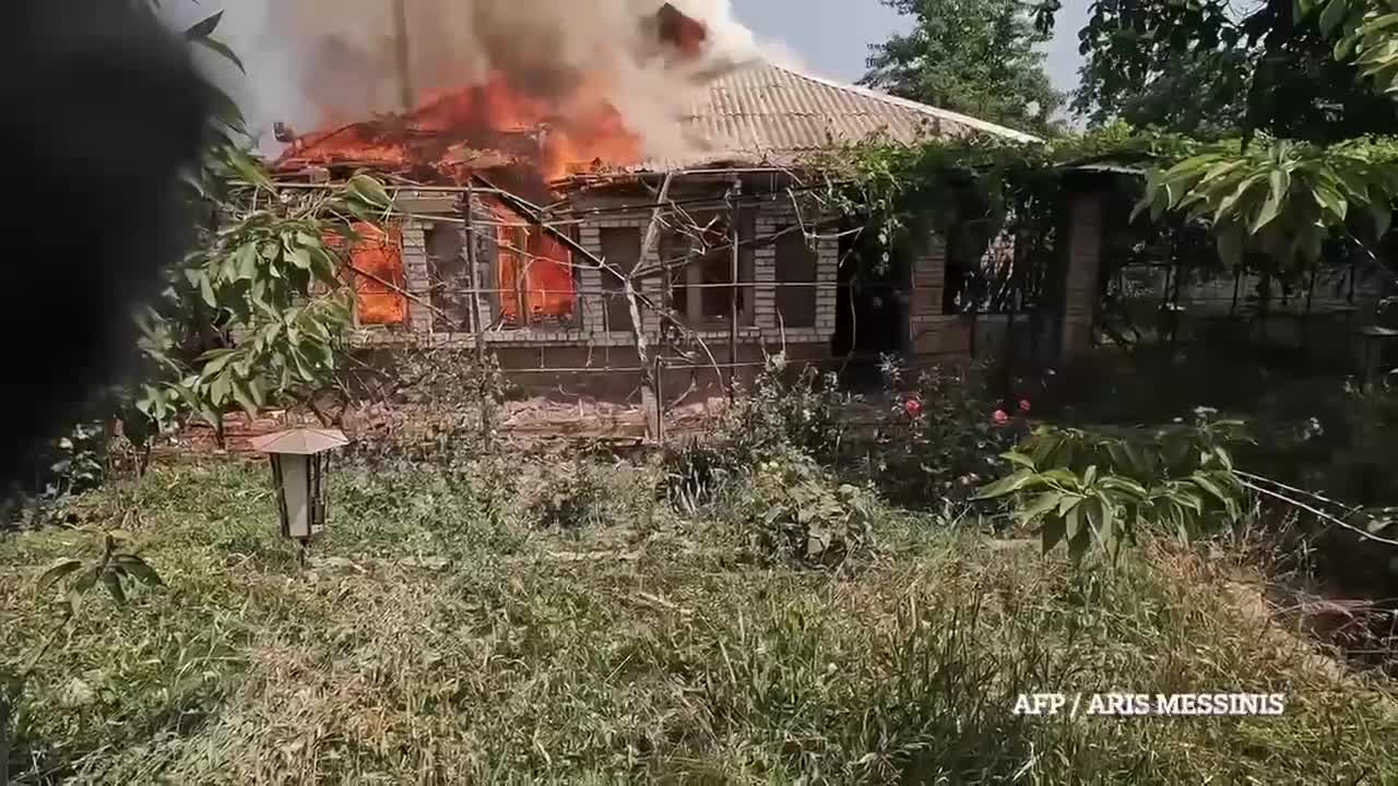 Shelling of Lysychansk by Russian occupiers on June 11. VIDEO 18+