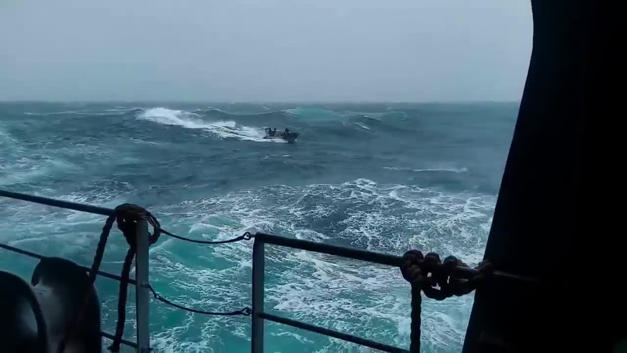 rough sea