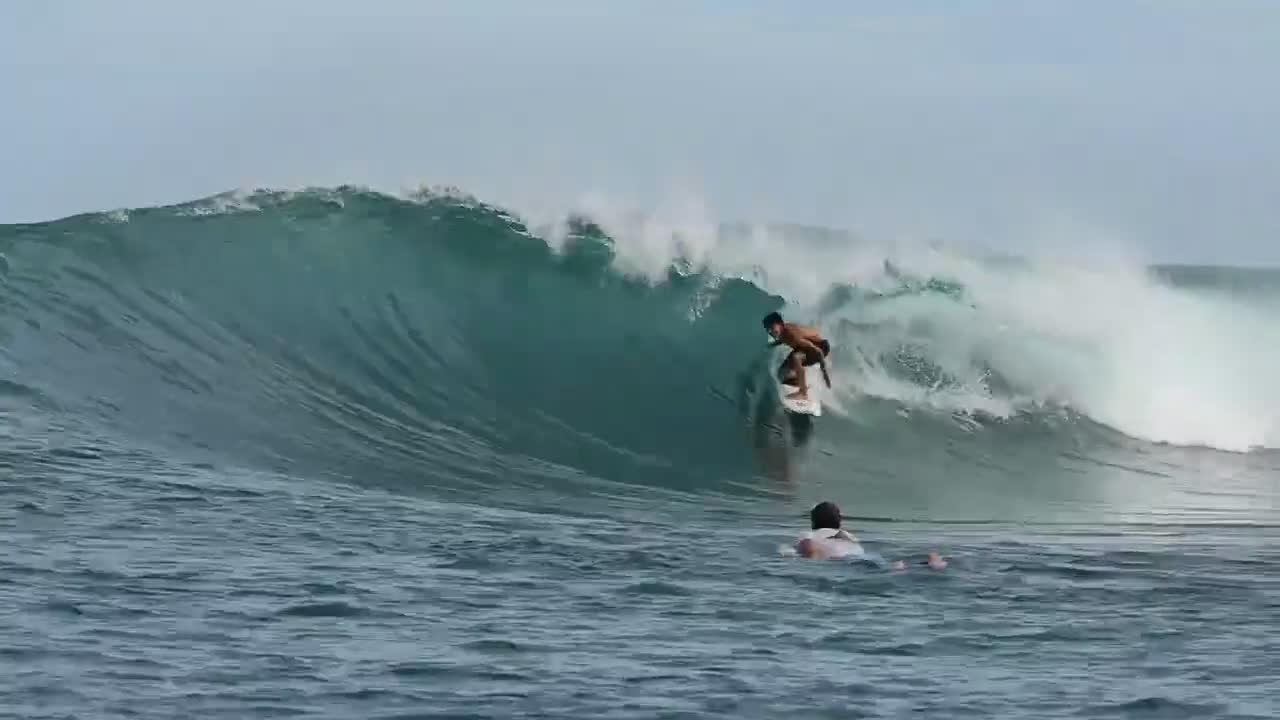 Hot weather is good for surfing