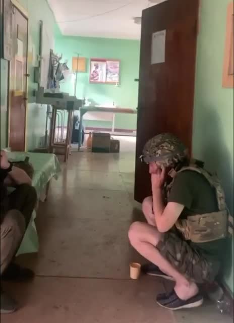 russian attacks ukrainian schools ..