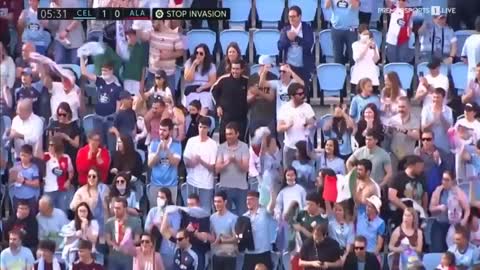 Thiago Galhardo abre o placar para o Celta contra o Alavés