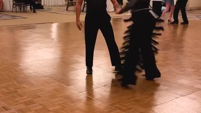 Bailando ~ Enrique Iglesias ~ Salsa Ballroom Dance