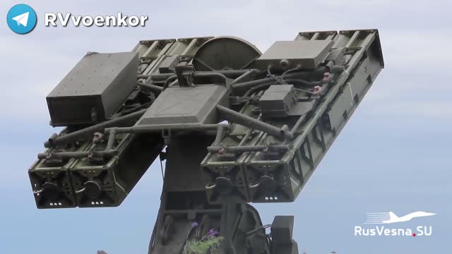 Ukraine War - On guard of the heavens: Russian air defense systems "Strela 10SV"