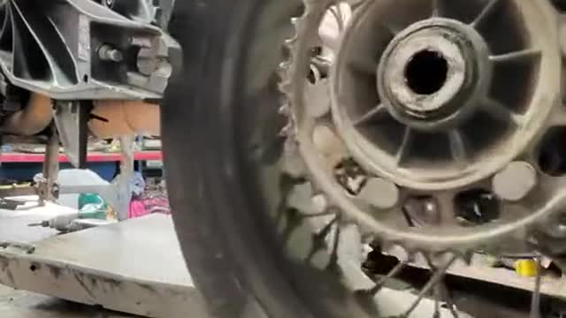 To replace a motorcycle with new parts, the final effect is good