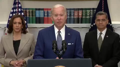 Biden reads a teleprompter cue like Ron Burgundy