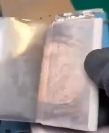 MUST WATCH!👀 What’s inside a cell phone battery? The same thing that’s inside the 💉 ☠️☠️⚠️