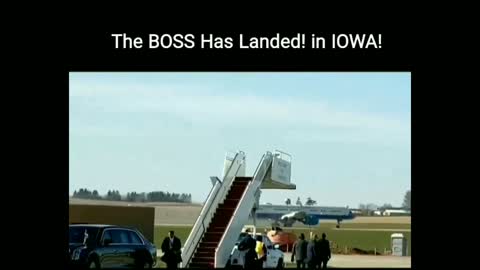 President Trump Air Force One Has Landed In Iowa!