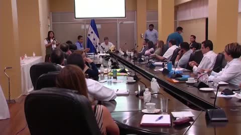Presidente de Honduras y su esposa contagiados con COVID-19