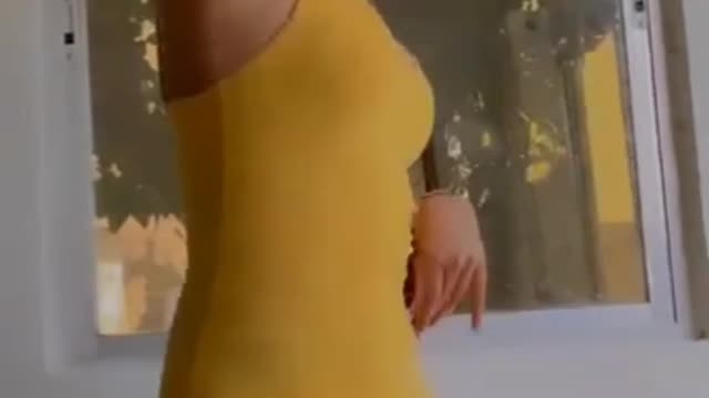 Sofia Ansari - Kacha badam song hot dance performance