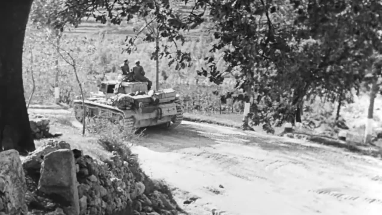 Panzer IVs make their way through the Italian countryside in 1943