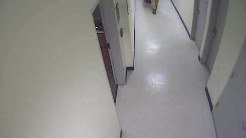 8802VZN06Elevator_2021-01-06_08h20min02s653ms.mp4