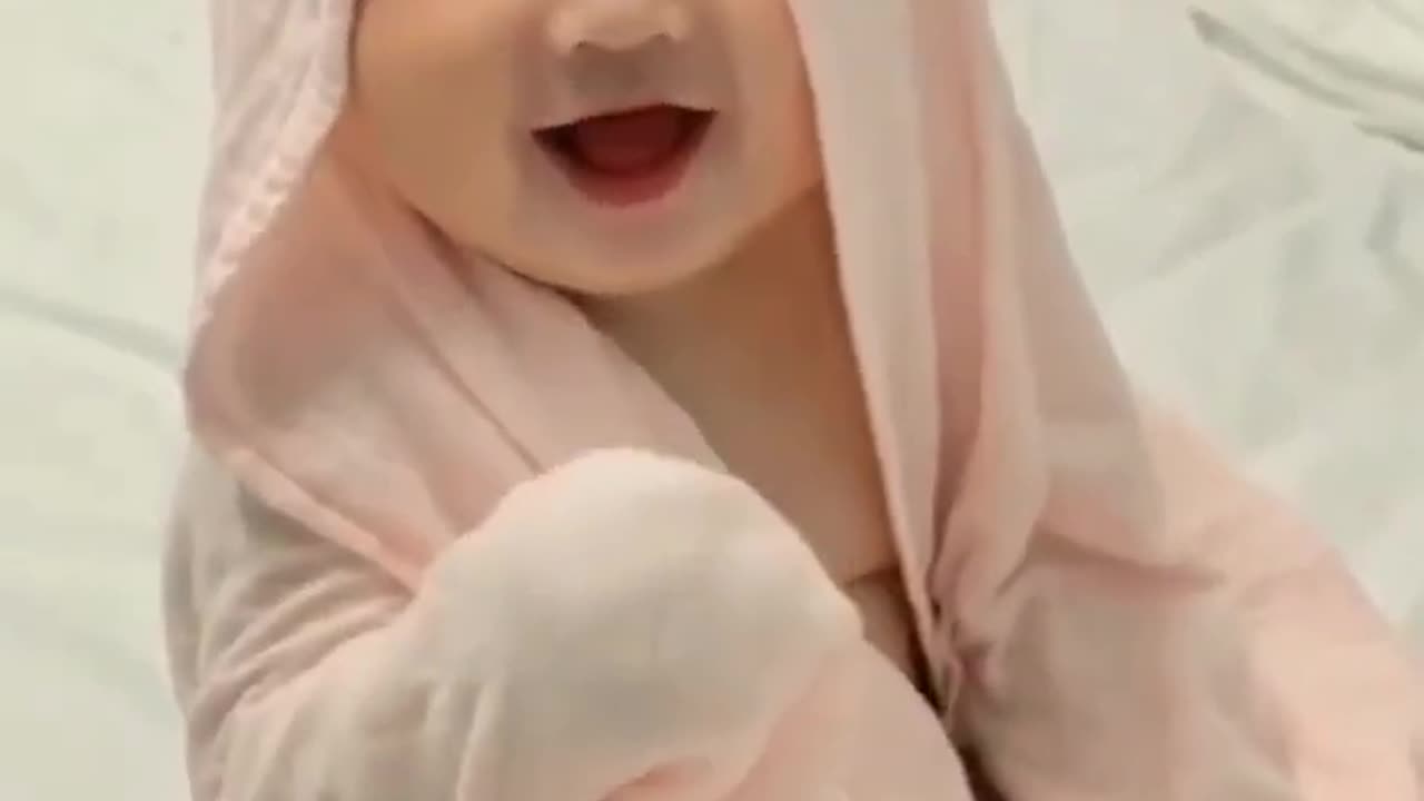 Cute baby| Funny baby entertainment |