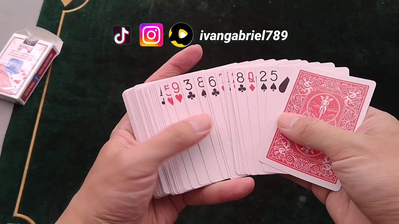 ONE OF THE IMPOSSIBLE CARD MAGIC TRICKS!! FROM RANDOM, STRAIGHT TO NEAT