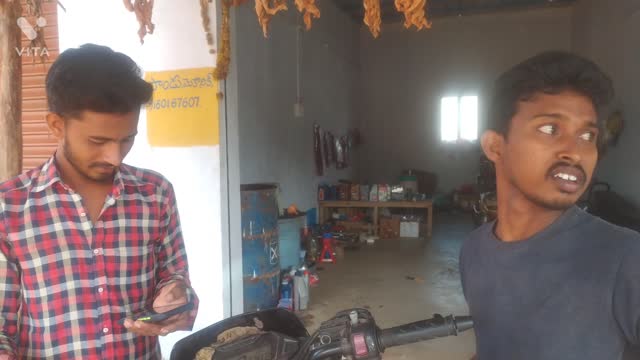 Brothers garage