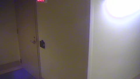 Camera0005USCSBAHallwaySB4-6_2021-01-06_Starting_at_04h40min00s150ms.mp4