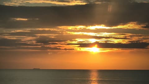 Cafe Umibouzu - Sunset Katano Beach