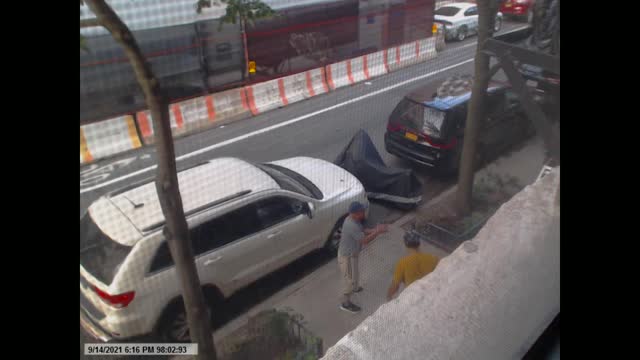 2021 0914 Cops at this building possibly for me