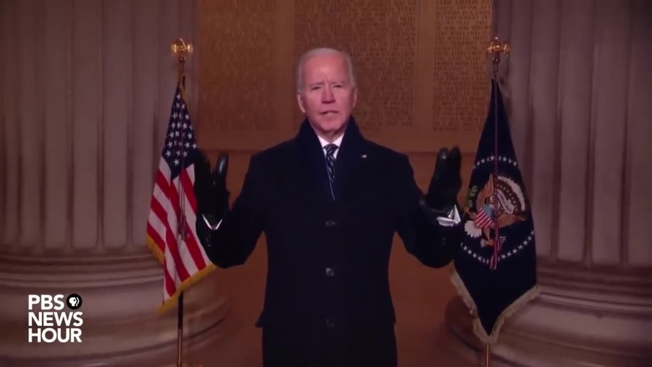 Biden Farting at the Lincoln Memorial