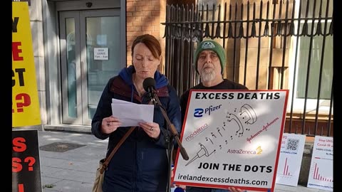 Volunteer Jo reads our letter condemning the Irish medical system at the Rotunda Hospital Dublin