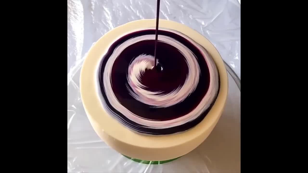 Most Mirror Glaze Cake