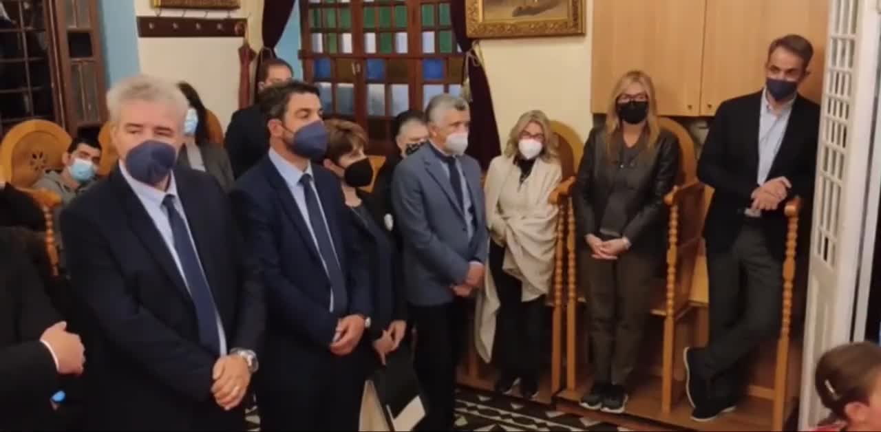 ΦΕΡΤΕ ΕΝΑ ΚΑΦΕ ΣΤΟ ΠΑΙΔΙ-ΜΗΤΣΟΤΑΚΗΣ-ΔΕΙΤΕ.