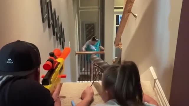 Father & Daughter Pranks Mom 👊😂