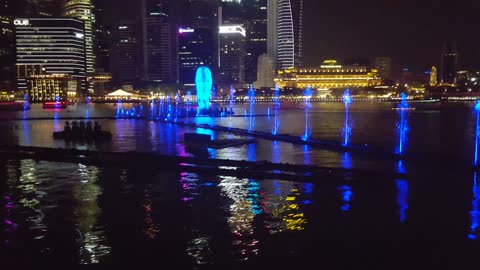 A gorgeous fountain show that will fascinate you (from singapore)