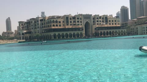 Dubai mall during day time before pandemic