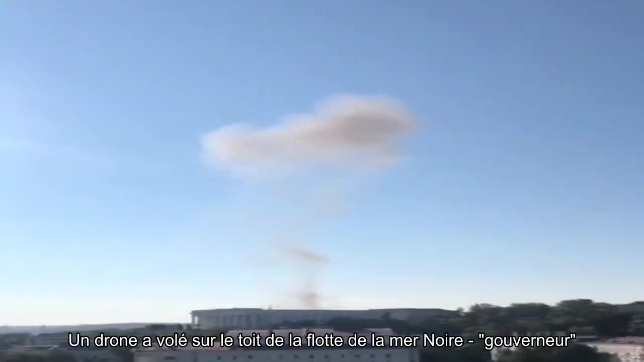 Un drone, le "gouverneur" de Sébastopol, s'est envolé vers le toit de la flotte de la mer Noire. S