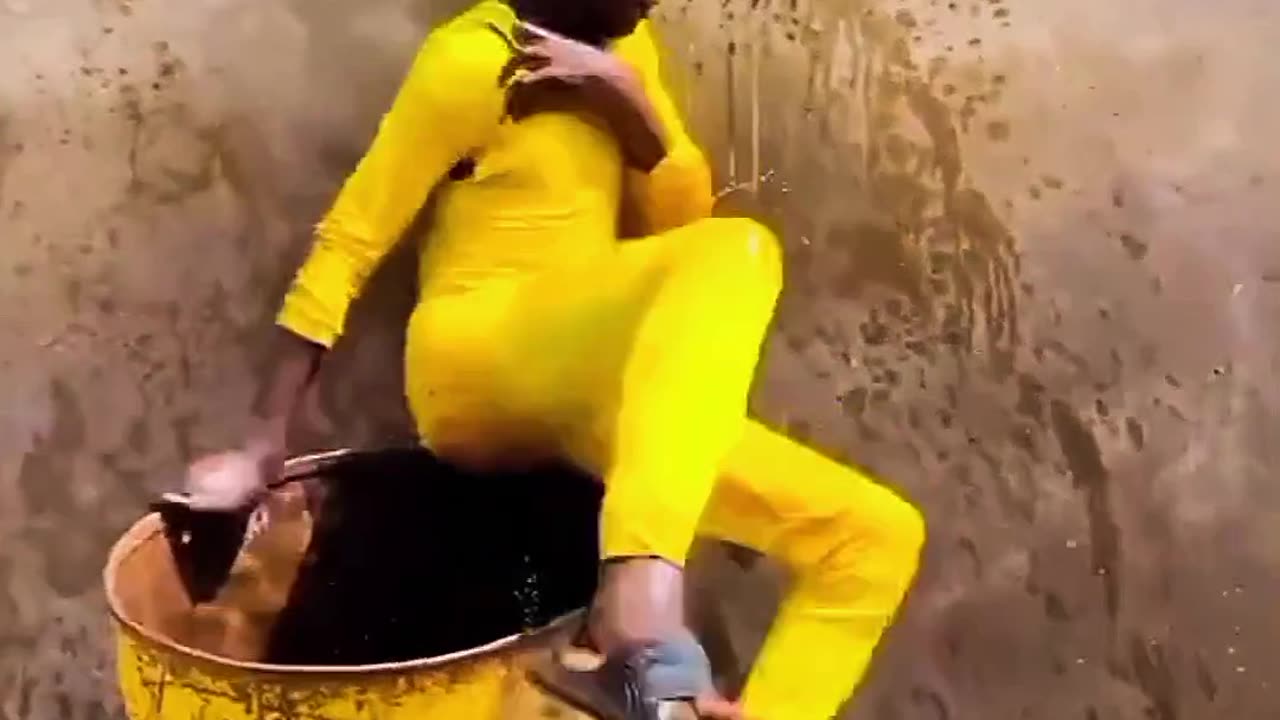 Trainding funny comedy video