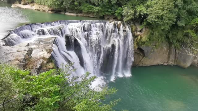 See one of the most beautiful waterfalls in Vietnam