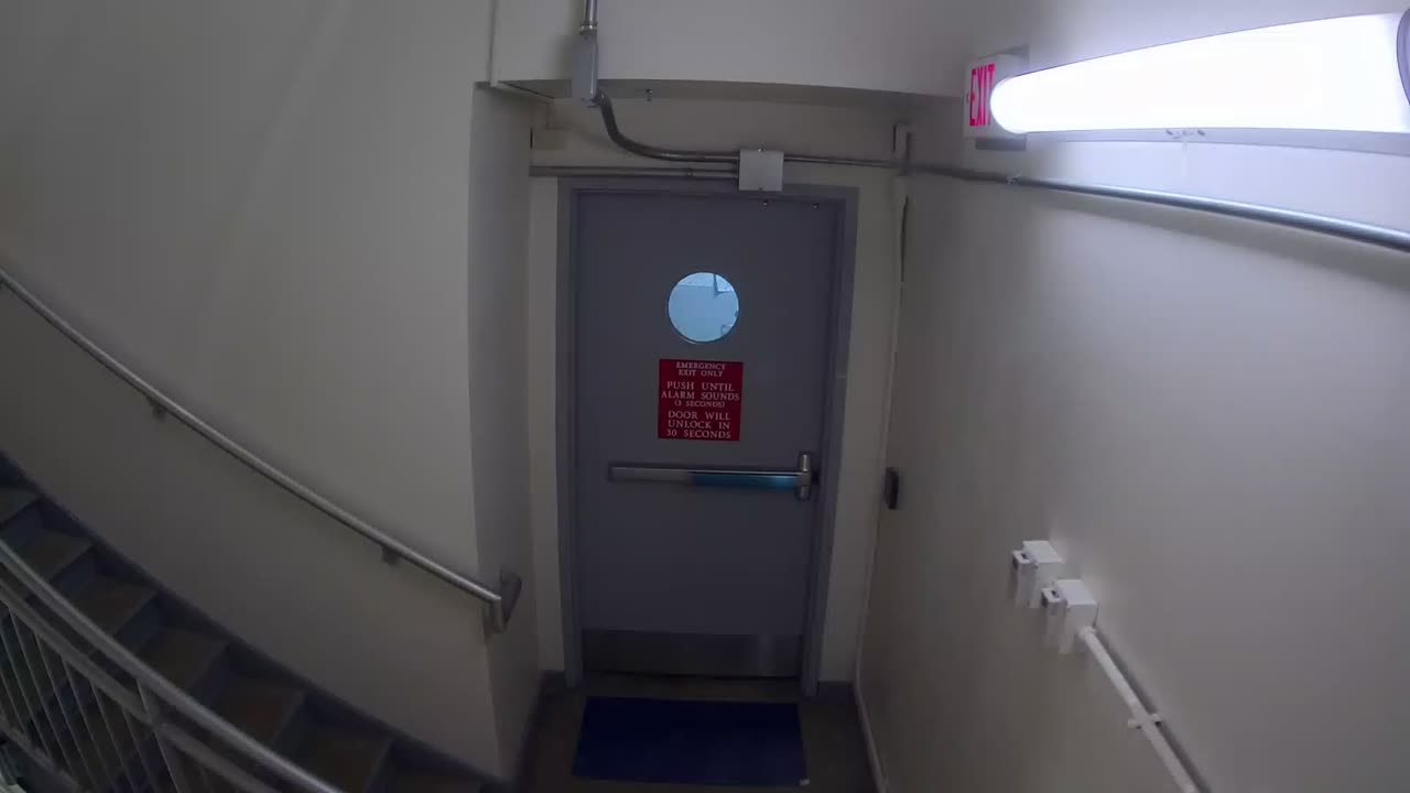 6129RHOBSBRSBST4Stairwell4_2021-01-06_06h00min00s847ms.mp4