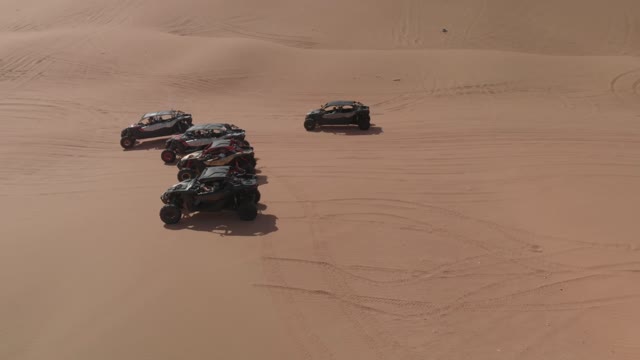 Car Race in the Desert