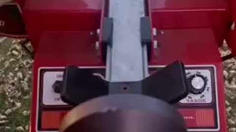 T Rex takes on judge machine