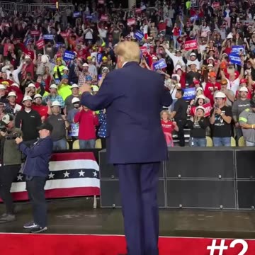 Trump Dance, 2nd from last in Pittsburgh, PA 🕺