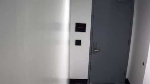 6144RHOBG2G201ABStairwayLobbyEntry_2021-01-06_01h00min01s307ms.mp4