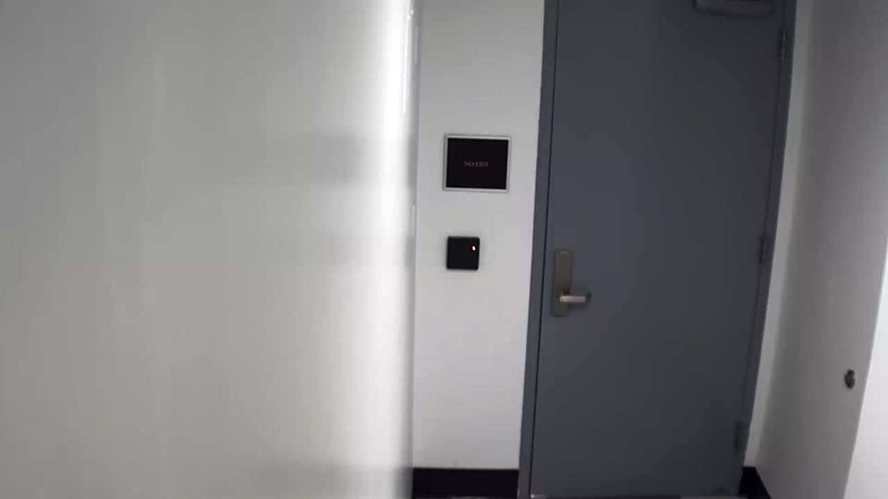 6144RHOBG2G201ABStairwayLobbyEntry_2021-01-06_01h00min01s307ms.mp4