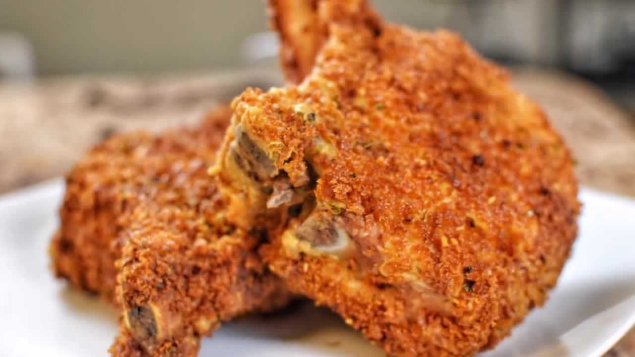 How to Cook Delicious Fried Pork Chops