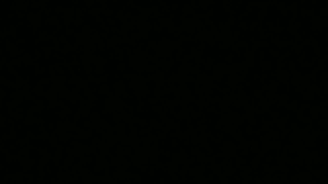 Fellow Kuk Tryimg to play His Geeeetarr 🎸🎸