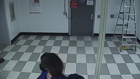 6069RHOBG3G303ALobbyEntrance_2021-01-06_10h00min01s947ms.mp4