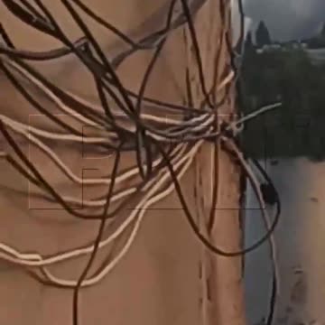 Ostřelování civilních čtvrtí Stachanova v LLR ukrajinskými nacisty